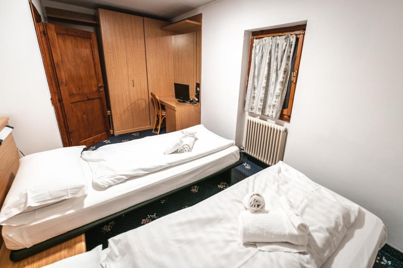 Smart Hotel Renzi Folgarida Eksteriør bilde