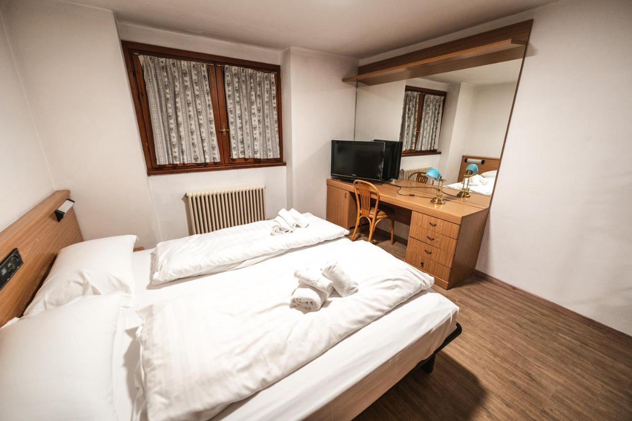 Smart Hotel Renzi Folgarida Eksteriør bilde