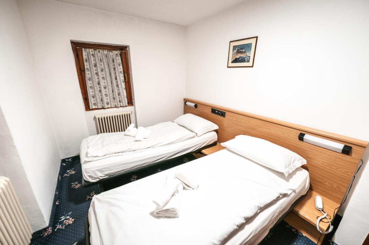 Smart Hotel Renzi Folgarida Eksteriør bilde